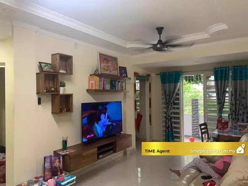 Tanjung Court — photo 1