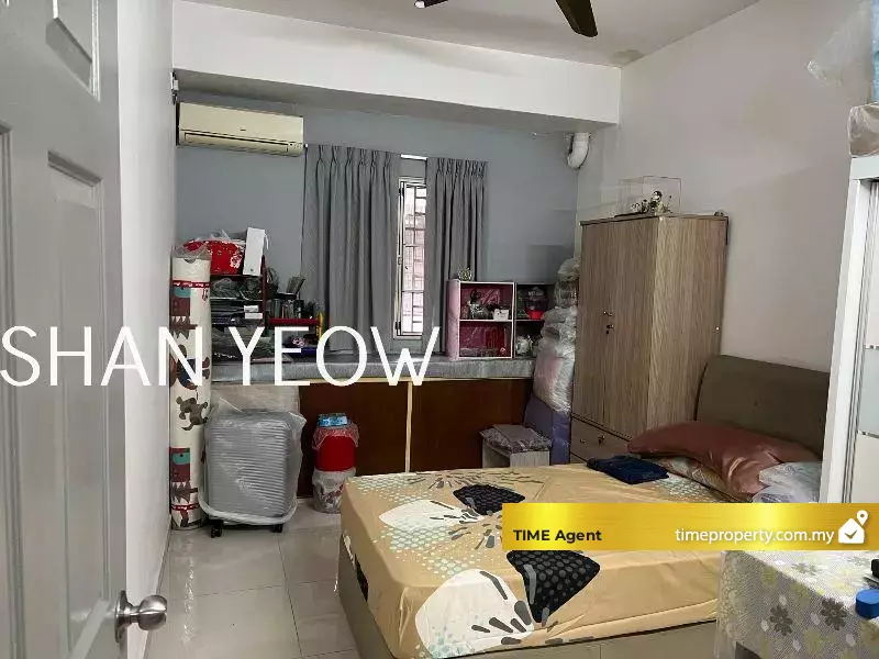 Property Photo 3
