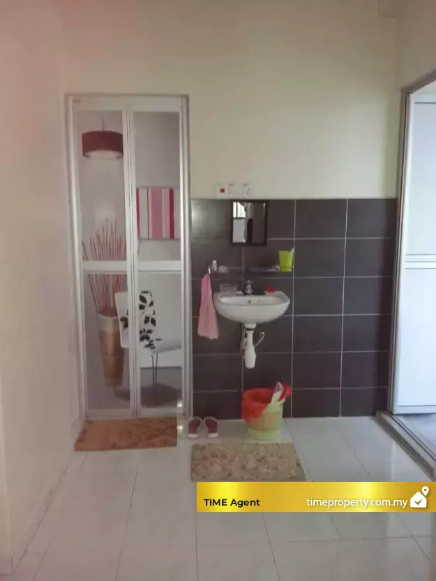Desa Permai Indah (Block K, L, M, N, P &amp; Q) — photo 3