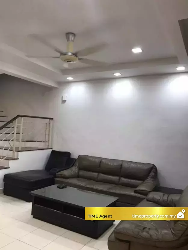 Tiara Putra — photo 1