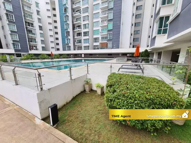 8 Petaling — photo 2