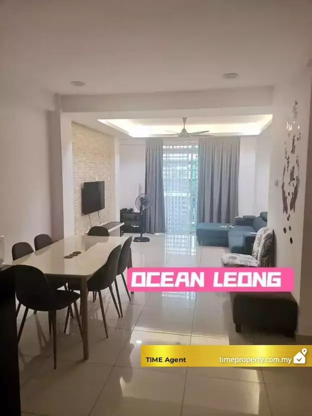 Delima Emas — photo 1