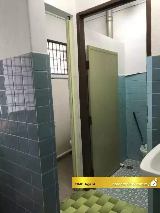Taman Pinang (Block 85) — photo 5