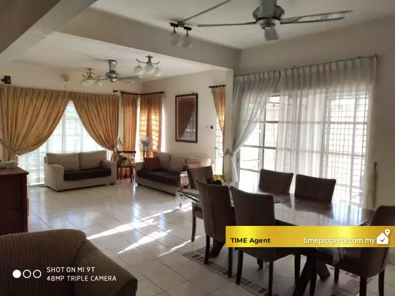 Bandar Sri Putra — photo 1