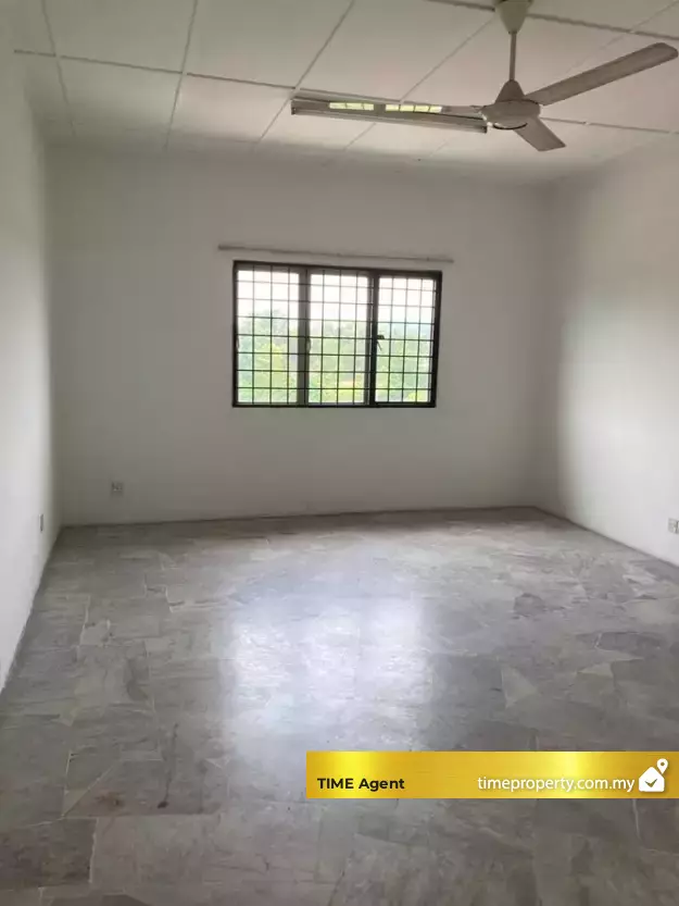 Pangsapuri Rajawali (Bandar Country Homes) — photo 1