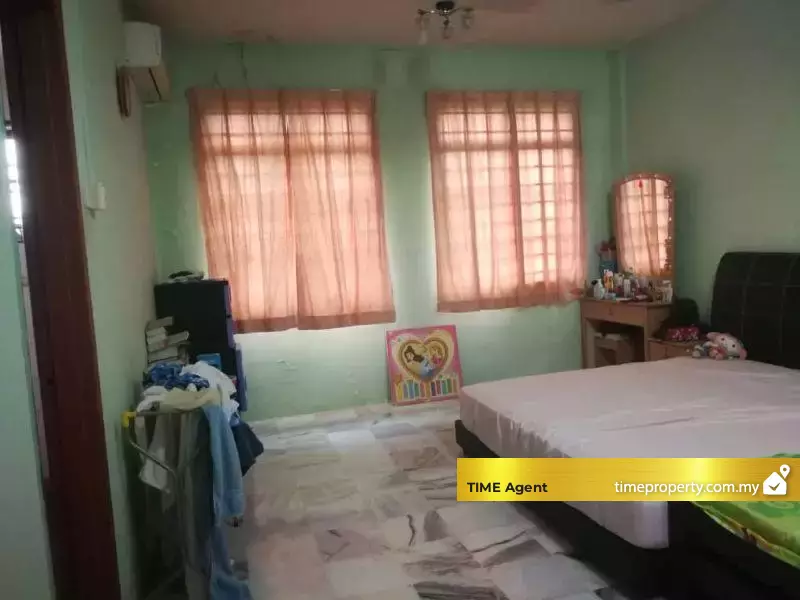 Pangsapuri Sri Pelangi (Subang Bestari) — photo 4
