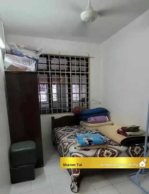 Taman Kempas Indah — photo 4